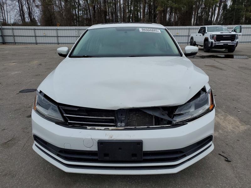 Photo 5 from auction – 2017 VOLKSWAGEN JETTA with VIN 3VWDB7AJ3HM289974