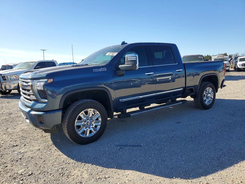 CHEVROLET SILVERADO 2024 with VIN 2GC4YREY2R1209092 - Photo from auction