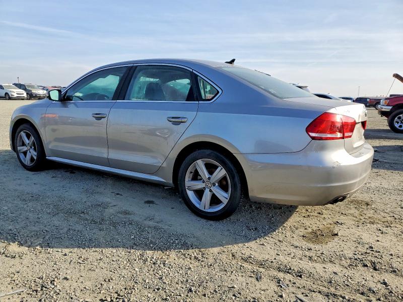 Photo 2 from auction – 2013 VOLKSWAGEN PASSAT with VIN 1VWBP7A30DC021101