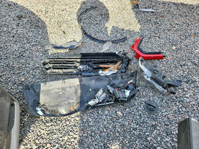 Photo 12 from auction – 2022 TOYOTA TACOMA ACC with VIN 3TYRX5GN1NT045877