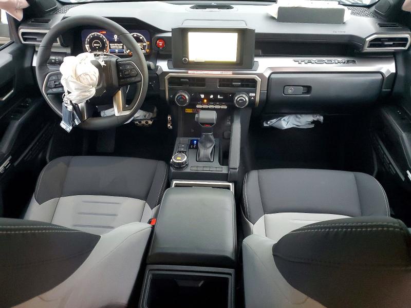 Photo 8 from auction – 2025 TOYOTA TACOMA with VIN 3TMLB5JN9SM182554