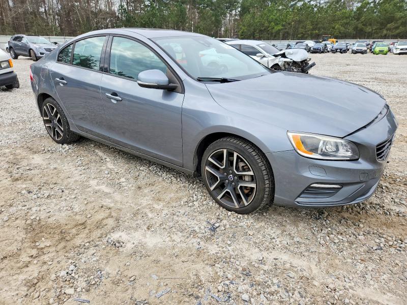Photo 4 from auction – 2017 VOLVO S60 DYNAMI with VIN YV140MTL4H2429716