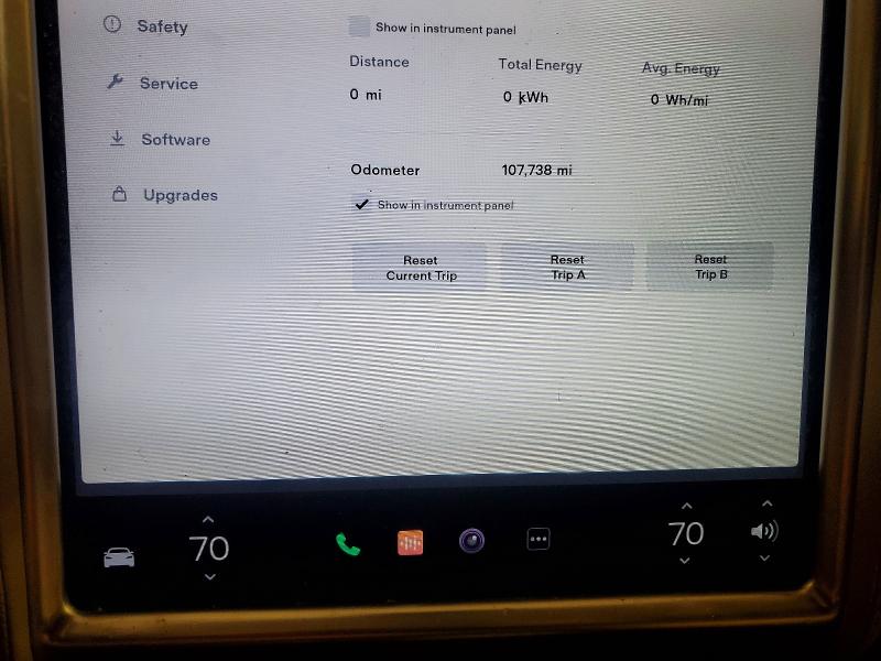 Photo 9 from auction – 2015 TESLA MODEL S 85 with VIN 5YJSA1H11FFP73370