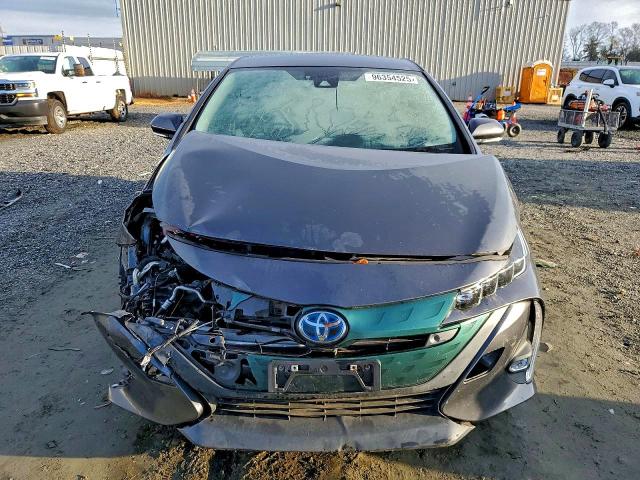 Photo 5 from auction – 2017 TOYOTA PRIUS PRIM with VIN JTDKARFP2H3049838