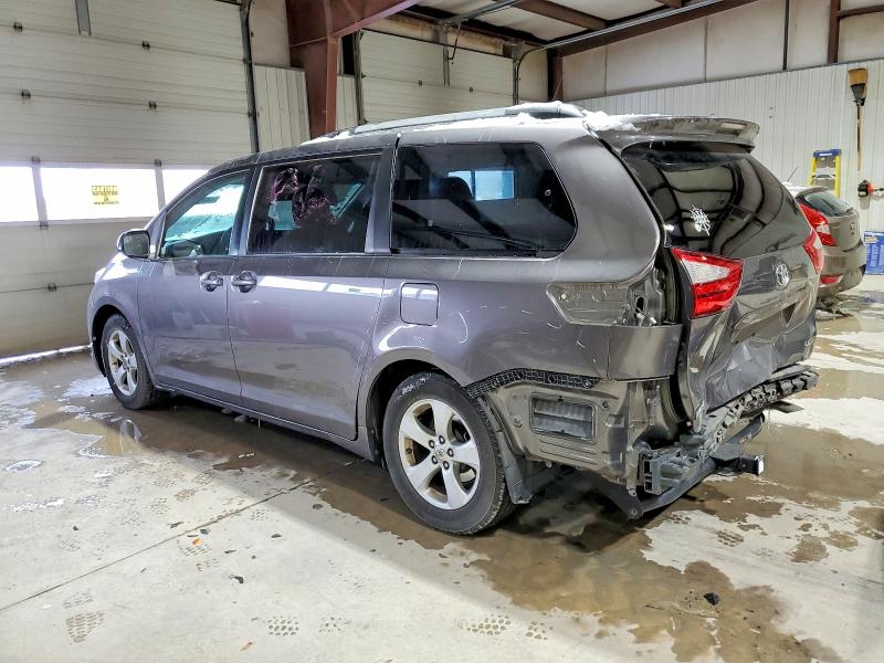 Photo 2 from auction – 2017 TOYOTA SIENNA LE with VIN 5TDKZ3DC3HS796935