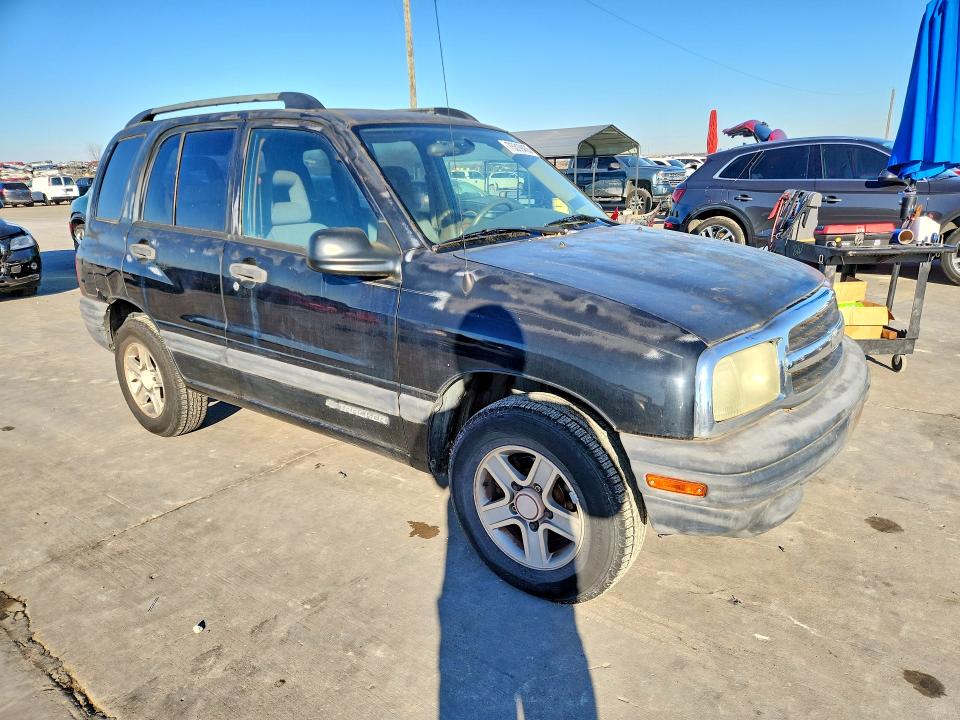 Photo 4 from auction – 2004 CHEVROLET TRACKER with VIN 2CNBE134746911451