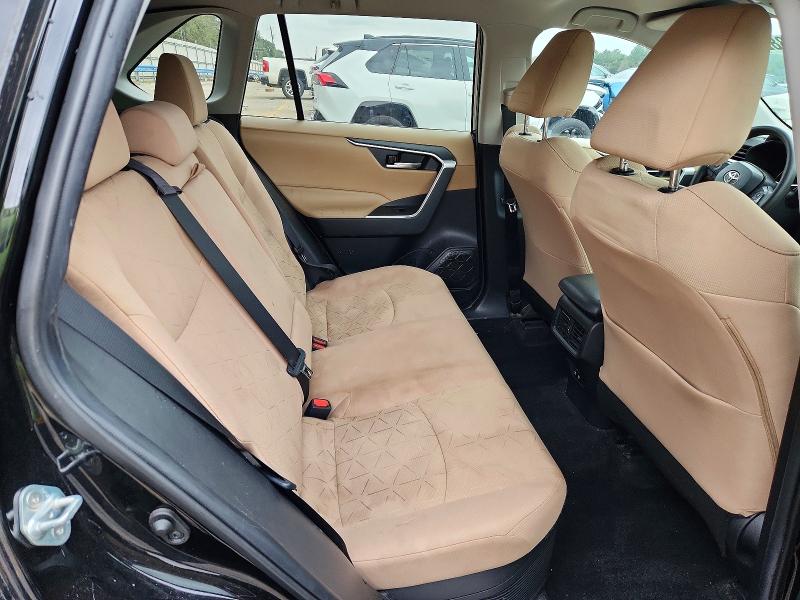 Photo 11 from auction – 2020 TOYOTA RAV4 XLE with VIN 4T3R6RFVXLU002979