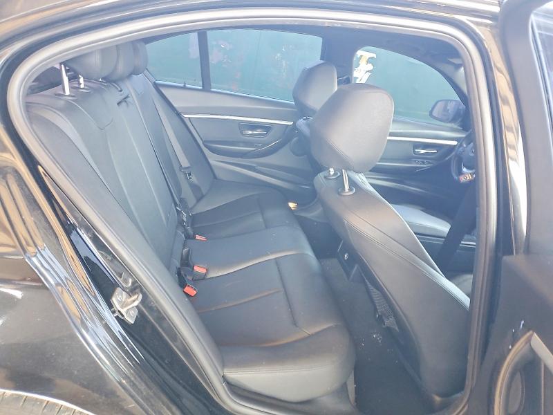 Photo 10 from auction – 2018 BMW 330 with VIN WBA8B9C53JEE81049