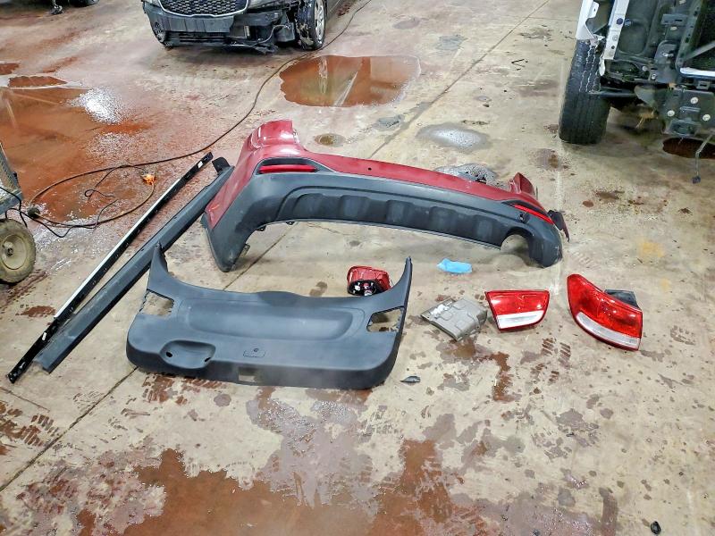 Photo 13 from auction – 2016 KIA SORENTO with VIN 5XYPGDA50GG140047