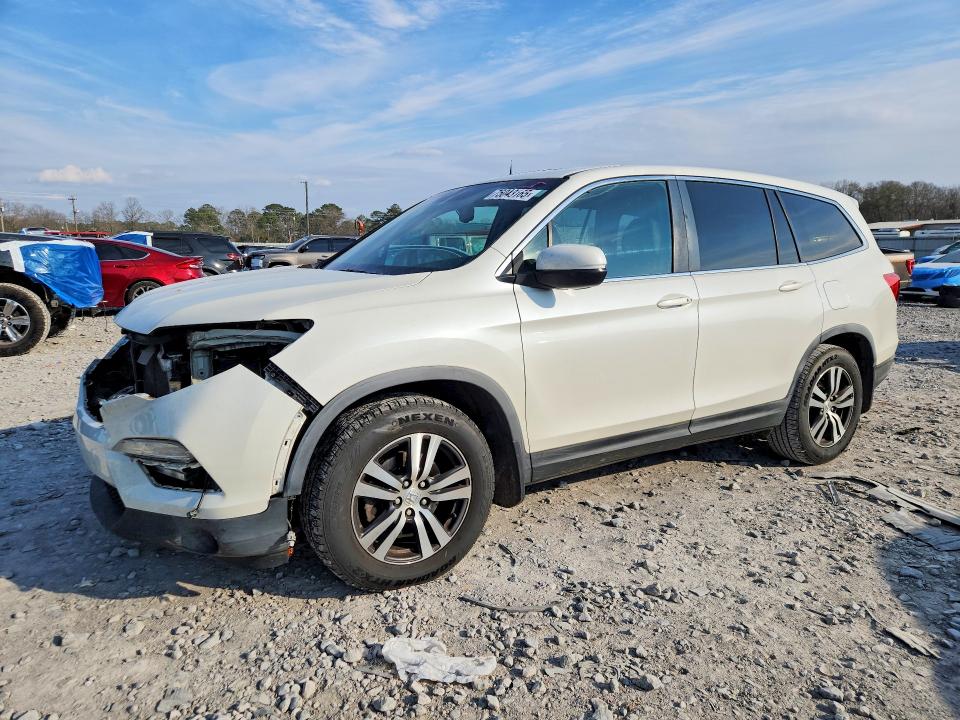 HONDA PILOT EXL 2016 with VIN 5FNYF5H85GB005764 - Photo from auction