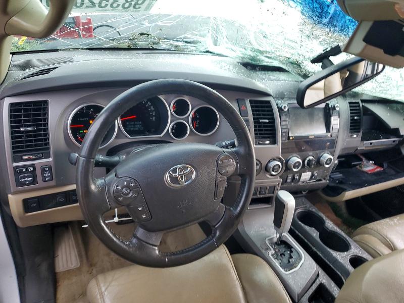 Photo 8 from auction – 2011 TOYOTA SEQUOIA LI with VIN 5TDJW5G18BS049932