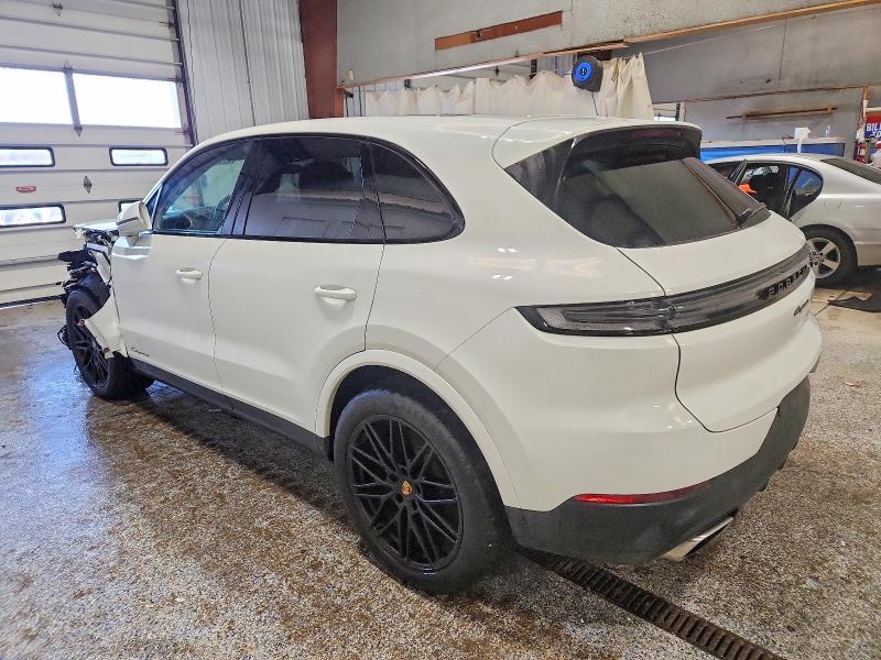 Photo 2 from auction – 2024 PORSCHE CAYENNE with VIN WP1AA2AY7RDA04505