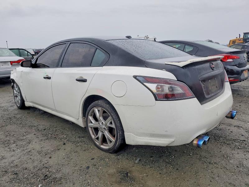 Photo 2 from auction – 2012 NISSAN MAXIMA with VIN 1N4AA5AP4CC843749