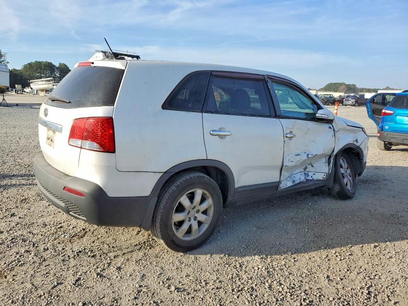 Photo 3 from auction – 2012 KIA SORENTO BA with VIN 5XYKT4A15CG246796