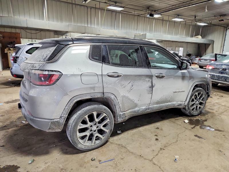 Photo 3 from auction – 2018 JEEP COMPASS with VIN 3C4NJDCB0JT146992