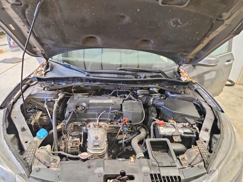 Photo 11 from auction – 2015 TOYOTA CAMRY LE with VIN 4T4BF1FK8FR489501