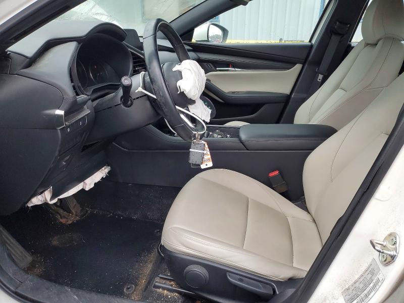 Photo 7 from auction – 2019 MAZDA 3 with VIN JM1BPBJM6K1125390