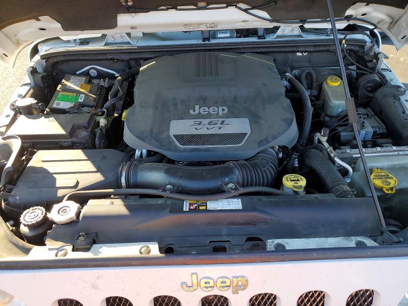 Photo 12 from auction – 2013 JEEP WRANGLER U with VIN 1C4BJWFG2DL570454