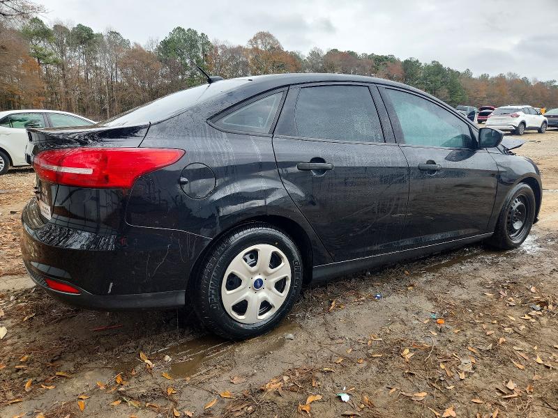 Photo 3 from auction – 2018 FORD FOCUS S with VIN 1FADP3E27JL311486