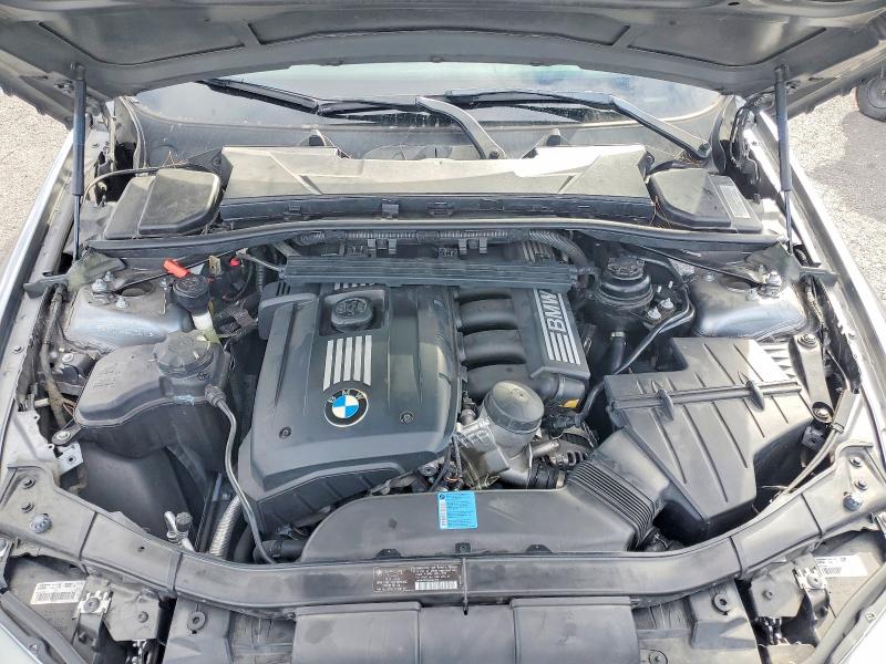 Photo 11 from auction – 2011 BMW 328 I with VIN WBAPH7G59BNN06544