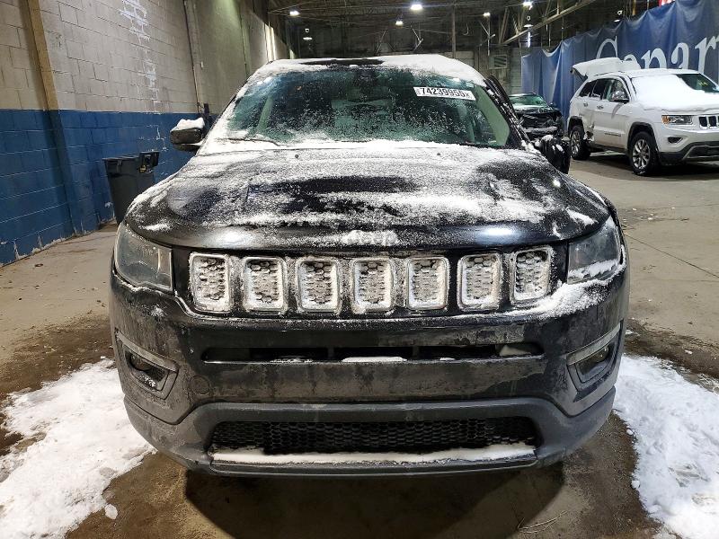 Photo 5 from auction – 2019 JEEP COMPASS with VIN 3C4NJDBBXKT649934