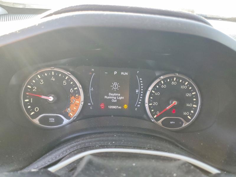 Photo 9 from auction – 2017 JEEP RENEGADE with VIN ZACCJAAB6HPG18428