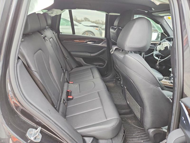 Photo 11 from auction – 2019 BMW X3 SDRIVE3 with VIN 5UXTR7C54KLR53197