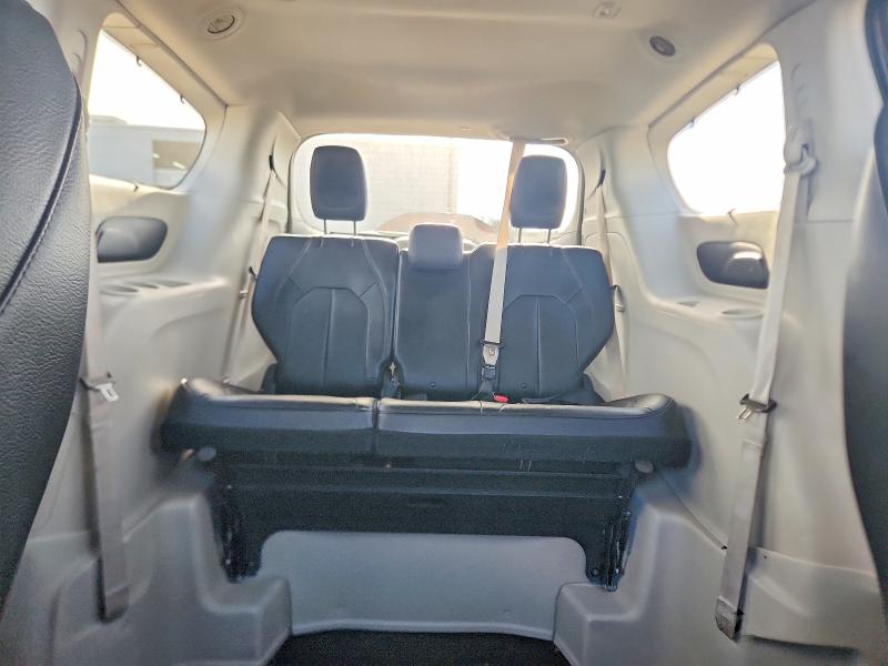 Photo 10 from auction – 2020 CHRYSLER PACIFICA with VIN 2C4RC1BG0LR104948