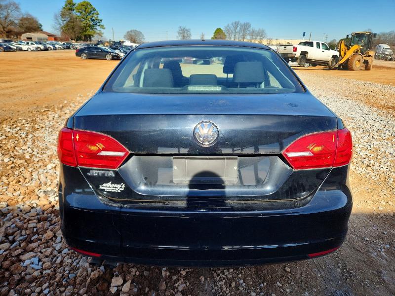 Photo 6 from auction – 2014 VOLKSWAGEN JETTA BASE with VIN 3VW2K7AJ2EM210104