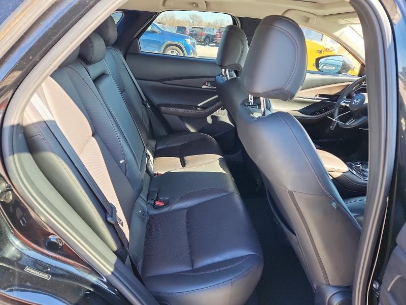 Photo 11 from auction – 2020 MAZDA CX-30 PREM with VIN 3MVDMAEM2LM101080