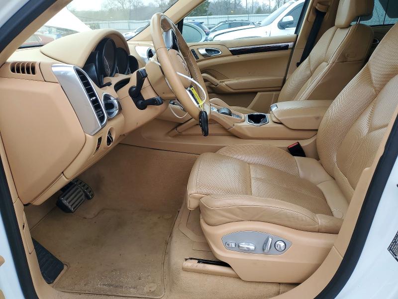 Photo 7 from auction – 2017 PORSCHE CAYENNE SE with VIN WP1AE2A20HLA69345
