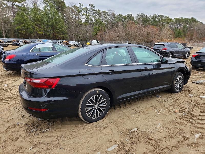 Photo 3 from auction – 2021 VOLKSWAGEN JETTA with VIN 3VWC57BU5MM020719