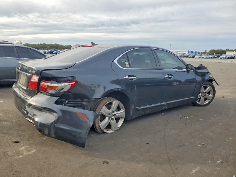 Photo 3 from auction – 2011 LEXUS LS 460 with VIN JTHBL5EF9B5107935