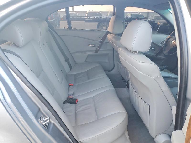 Photo 10 from auction – 2006 BMW 530 with VIN WBANE73556CM35253