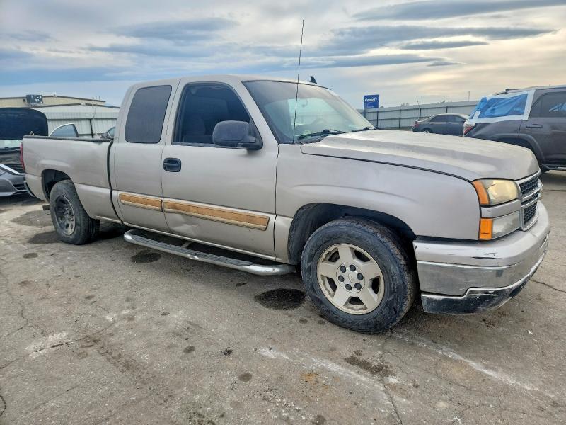 Photo 4 from auction – 2007 CHEVROLET SILVERADO with VIN 1GCEC19Z57Z184006