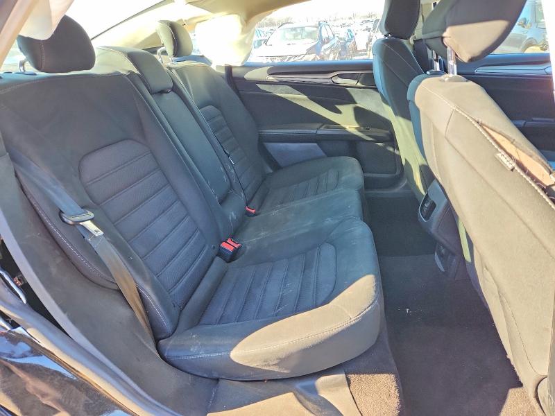 Photo 10 from auction – 2020 FORD FUSION SE with VIN 3FA6P0HDXLR165206