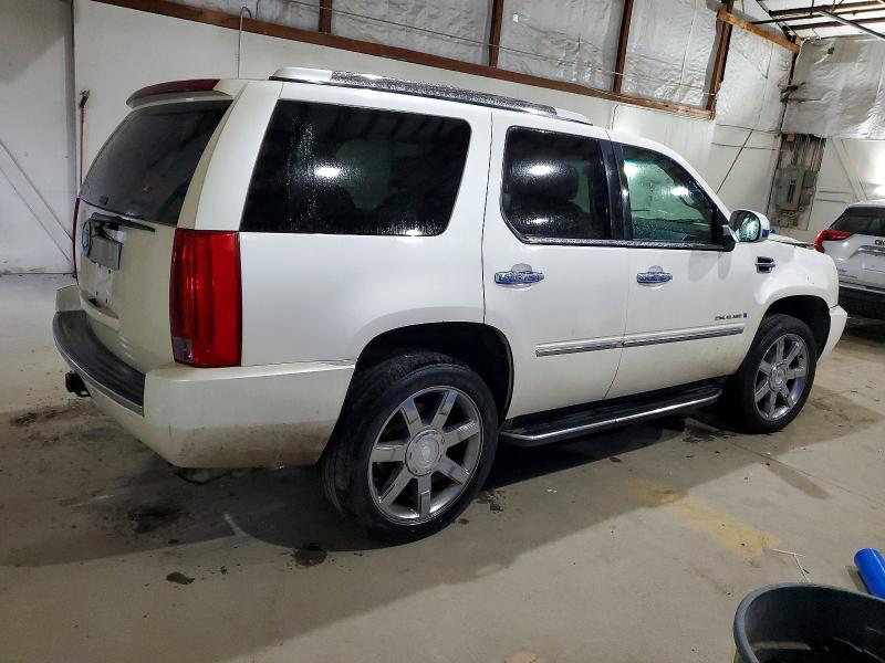 Photo 3 from auction – 2008 CADILLAC ESCALADE with VIN 1GYEC63848R213262