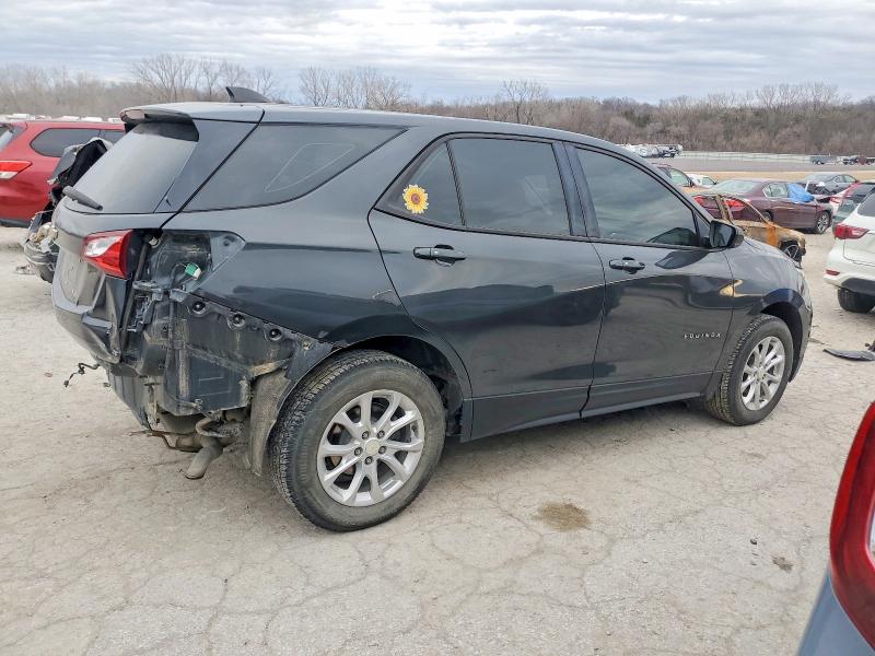 Photo 3 from auction – 2018 CHEVROLET EQUINOX with VIN 3GNAXHEV7JL103852