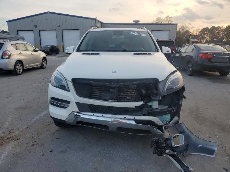 Photo 5 from auction – 2015 MERCEDES-BENZ ML with VIN 4JGDA5JB8FA509683