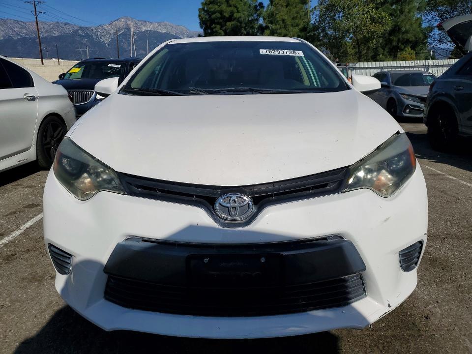 Photo 5 from auction – 2015 TOYOTA COROLLA with VIN 5YFBURHE4FP194502