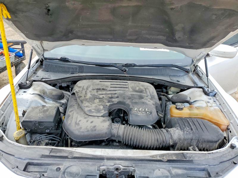 Photo 11 from auction – 2015 CHRYSLER 300 with VIN 2C3CCAAG6FH920729