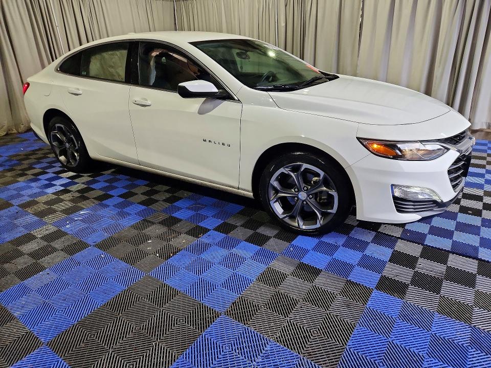 Photo 4 from auction – 2024 CHEVROLET MALIBU with VIN 1G1ZD5ST1RF172945