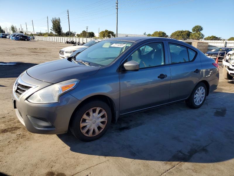 NISSAN VERSA S 2017 with VIN 3N1CN7AP7HL868369 - Photo from auction