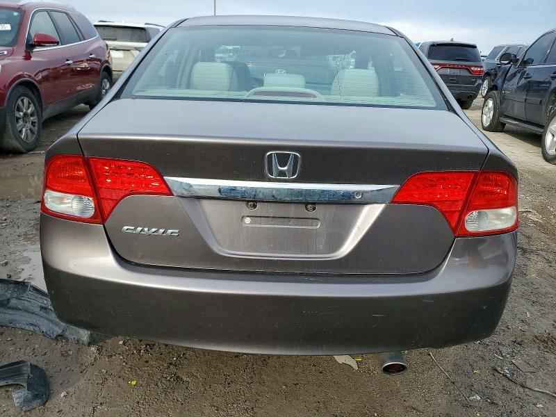 Photo 6 from auction – 2011 HONDA CIVIC LX with VIN 19XFA1F50BE019867