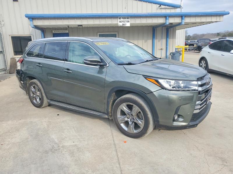 Foto 4 de la subasta – 2019 TOYOTA HIGHLANDER con VIN 5TDDZRFH7KS920751
