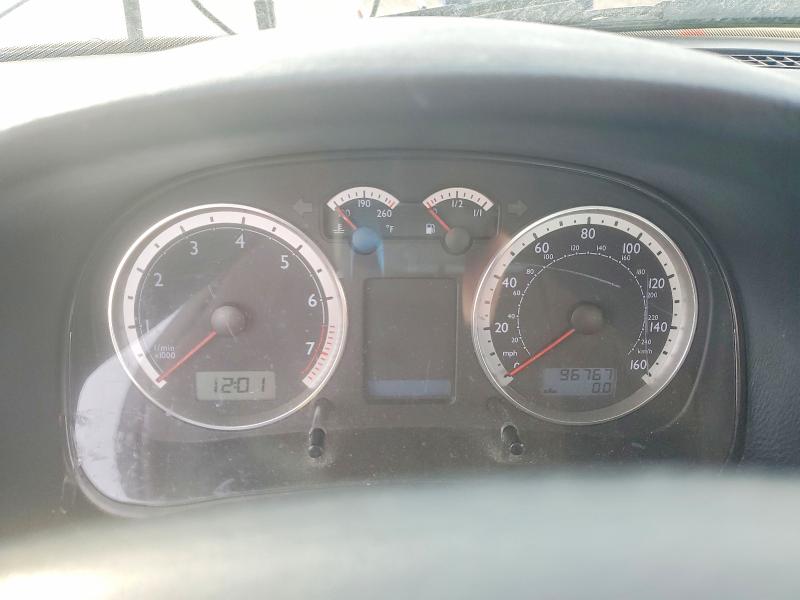 Photo 9 from auction – 2004 VOLKSWAGEN JETTA with VIN 3VWSK69M54M061209