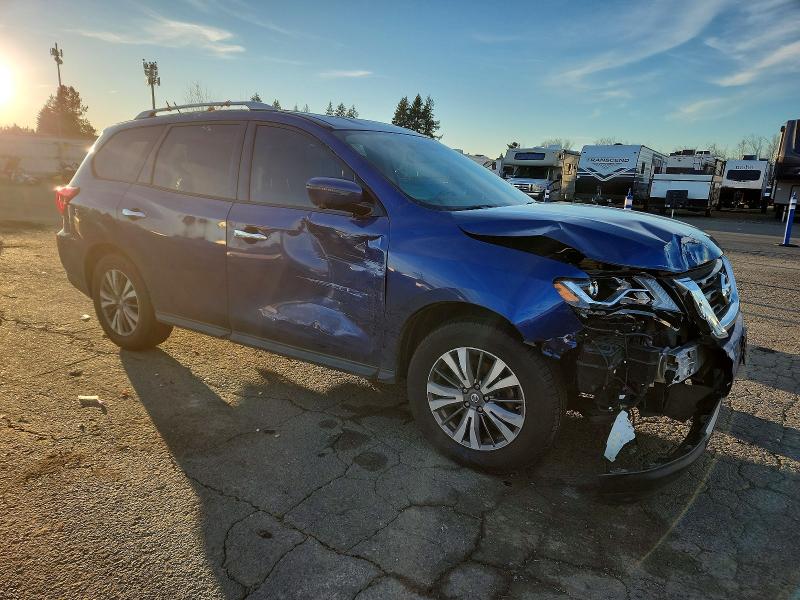 Photo 4 from auction – 2017 NISSAN PATHFINDER with VIN 5N1DR2MMXHC690460