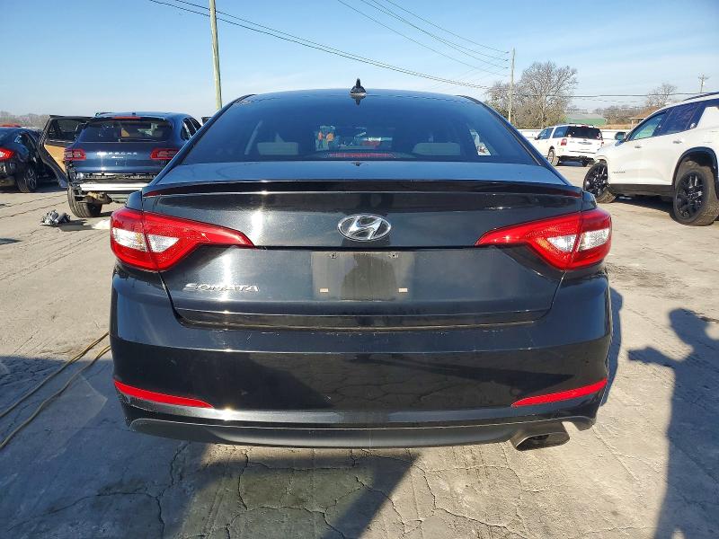 Photo 6 from auction – 2017 HYUNDAI SONATA SE with VIN 5NPE24AF2HH471852