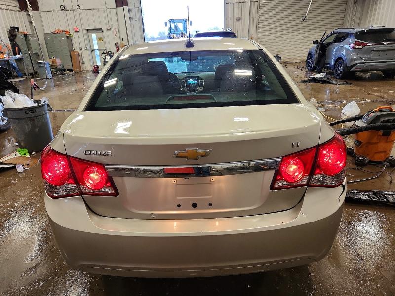 Photo 6 from auction – 2015 CHEVROLET CRUZE LT with VIN 1G1PC5SB2F7244596