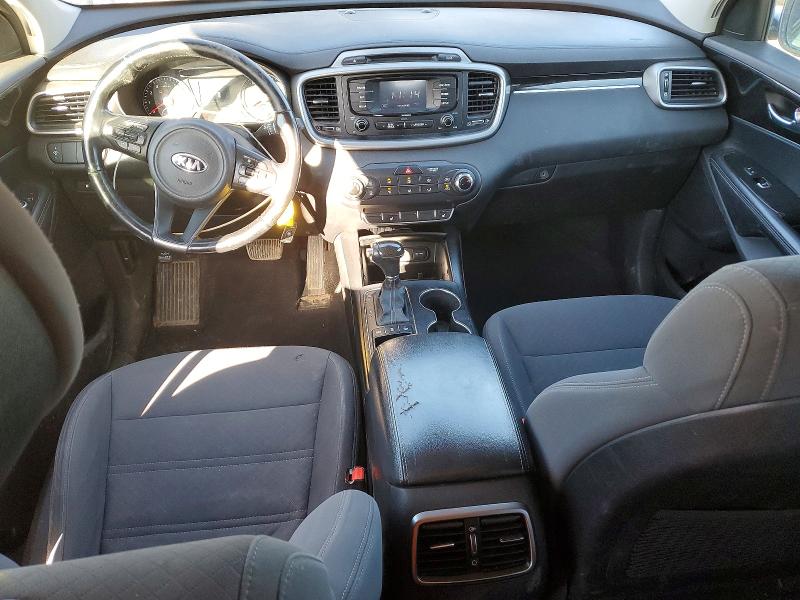 Photo 8 from auction – 2016 KIA SORENTO LX with VIN 5XYPGDA3XGG006595